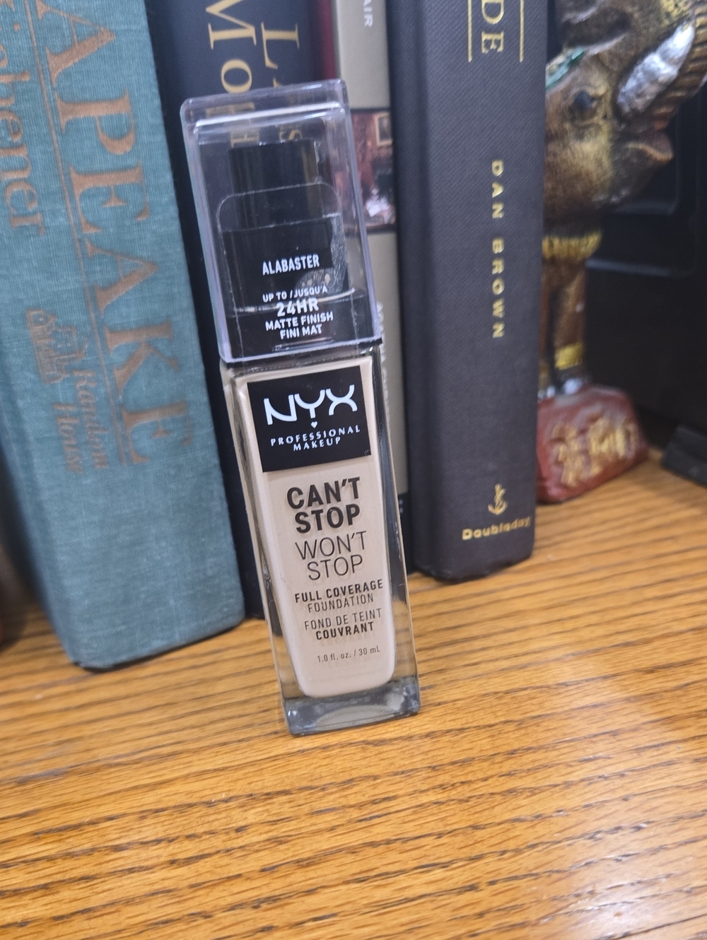 NYX Can't Stop Won't Stop Foundation - Alabaster (Light Neutral)